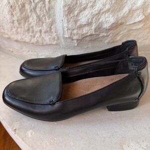 Clarks Women's Artisan Krystine Lily Black Leather Square Toe Loafers Flats 8M